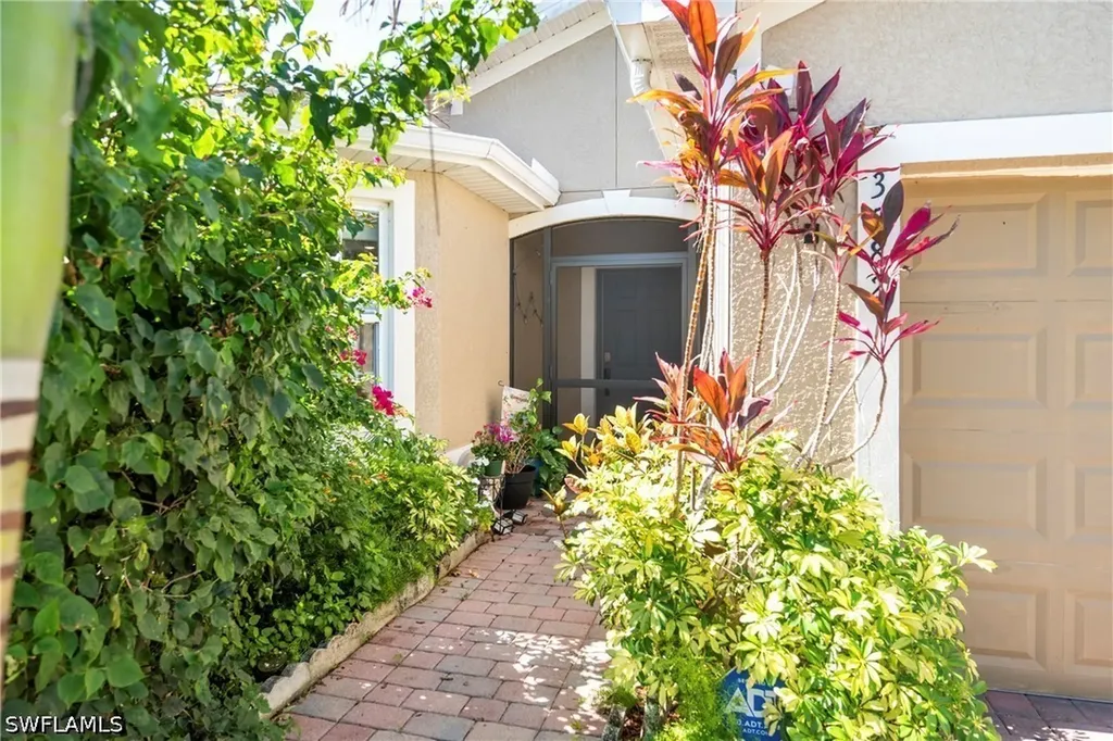 3582 45th Avenue NE Naples FL 34120