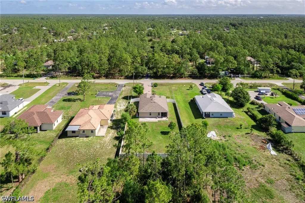 3582 45th Avenue NE Naples FL 34120
