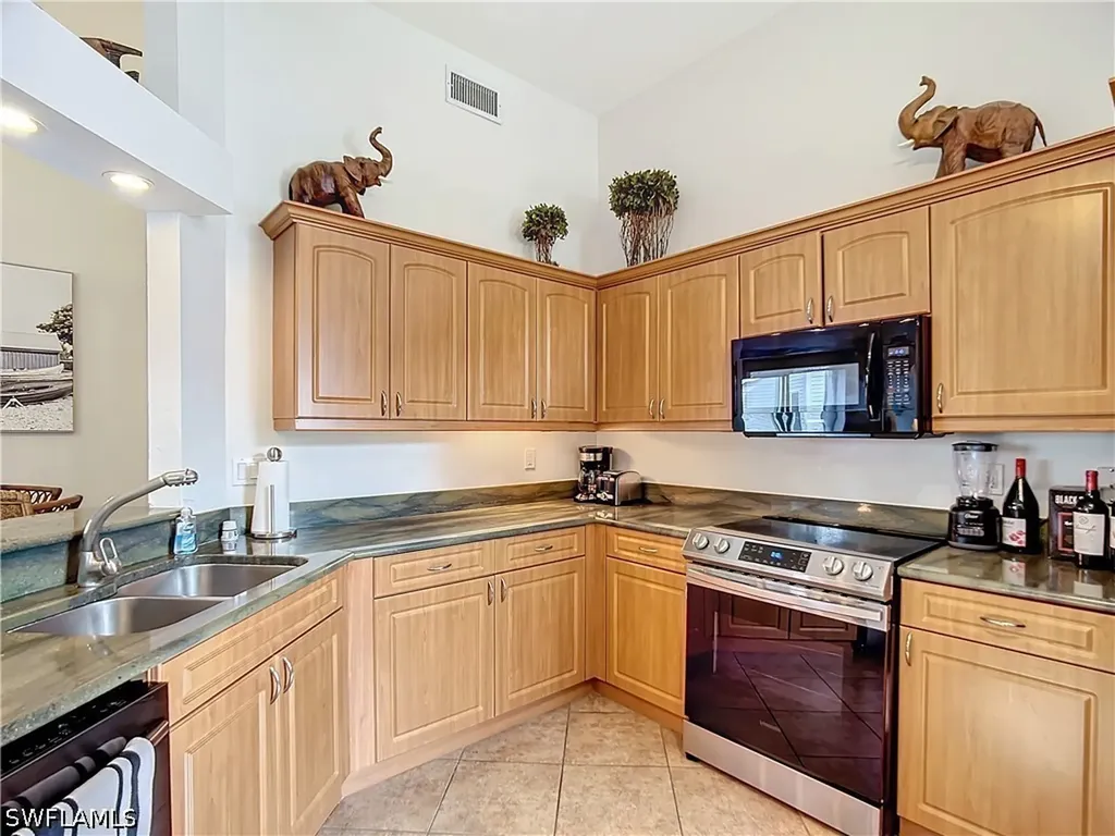 2860 Citrus Lake Drive Naples FL 34109