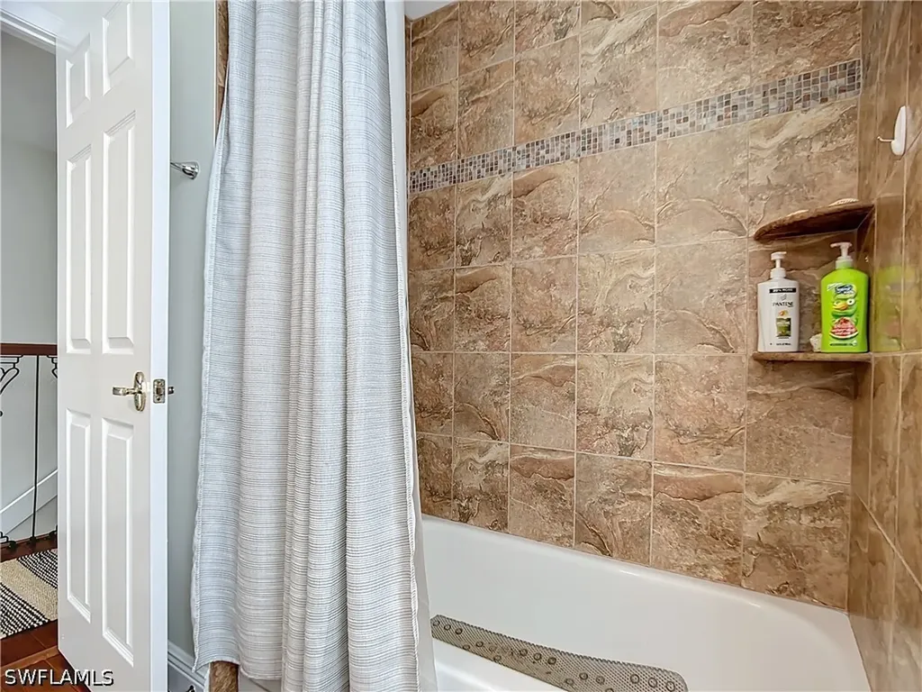2860 Citrus Lake Drive Naples FL 34109