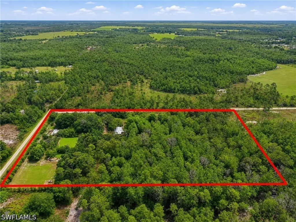 22690 Mulholland Drive Fort Myers FL 33913