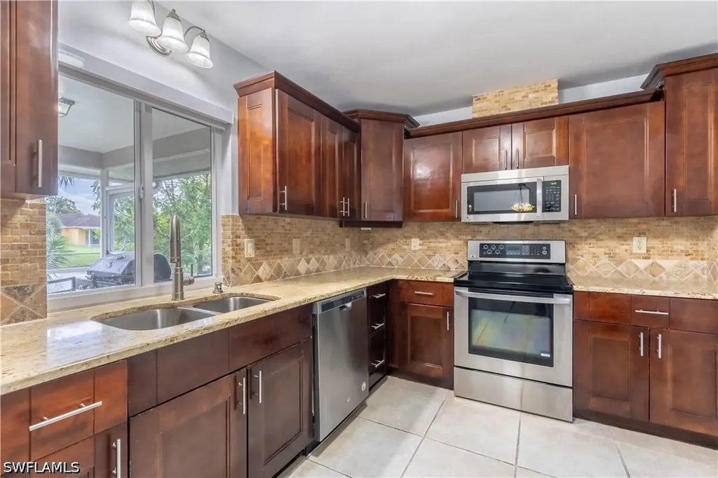 2100 55th Street SW Naples FL 34116