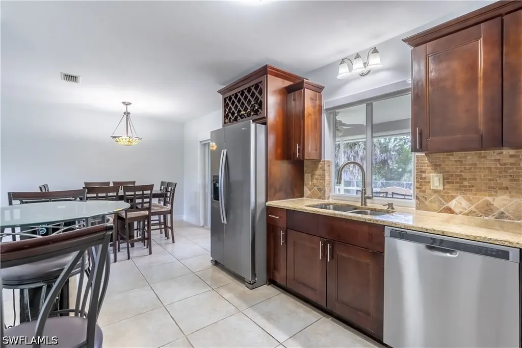 2100 55th Street SW Naples FL 34116