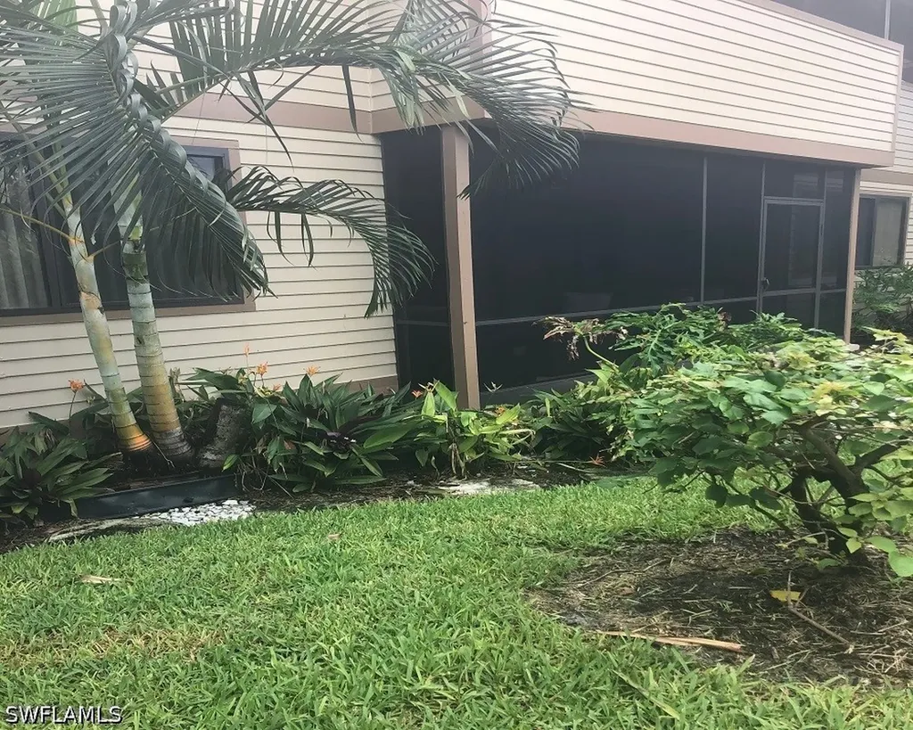 64 4th Street Bonita Springs FL 34134