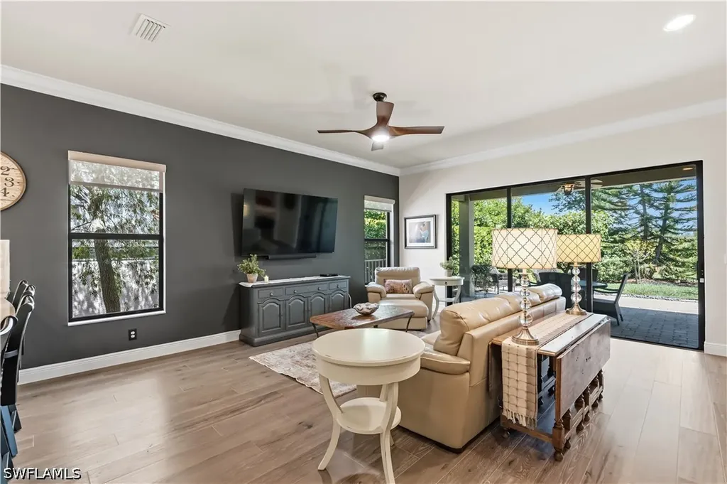 2870 Cinnamon Bay Circle NW Naples FL 34119