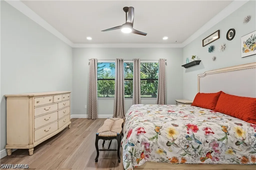 2870 Cinnamon Bay Circle NW Naples FL 34119