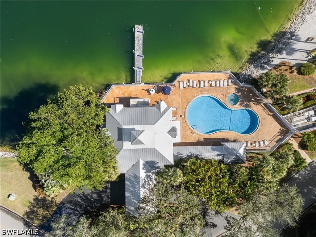 2662 Aft Avenue Naples FL 34109