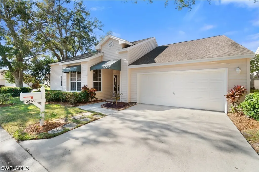 2662 Aft Avenue Naples FL 34109