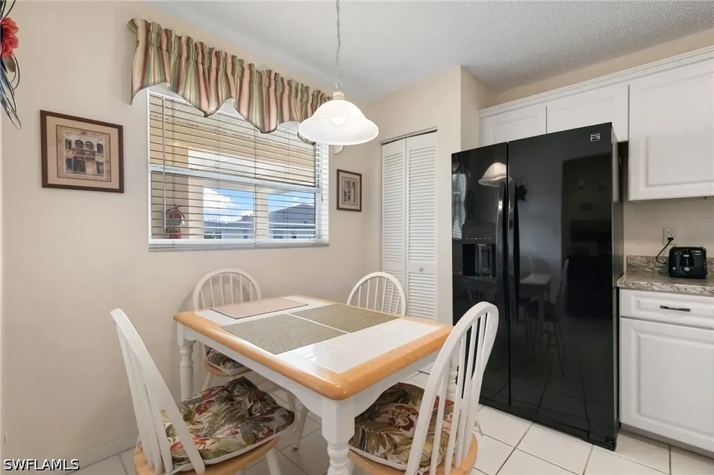 685 Squire Circle Naples FL 34104
