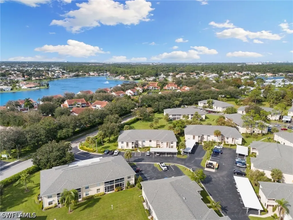 685 Squire Circle Naples FL 34104