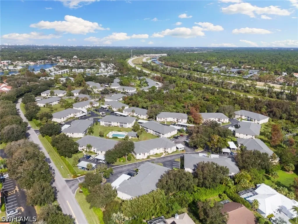 685 Squire Circle Naples FL 34104