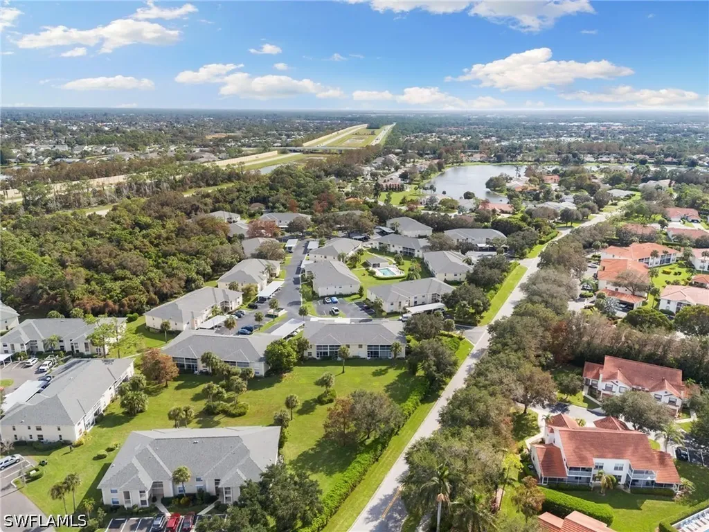 685 Squire Circle Naples FL 34104