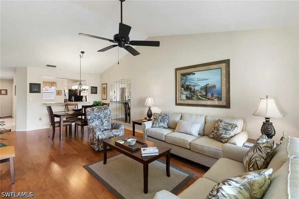 685 Squire Circle Naples FL 34104