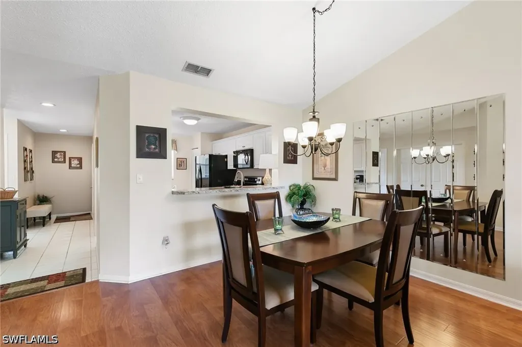 685 Squire Circle Naples FL 34104