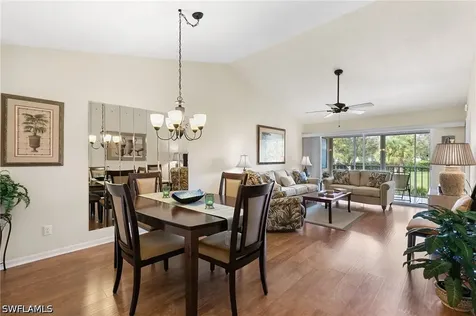 685 Squire Circle Naples FL 34104