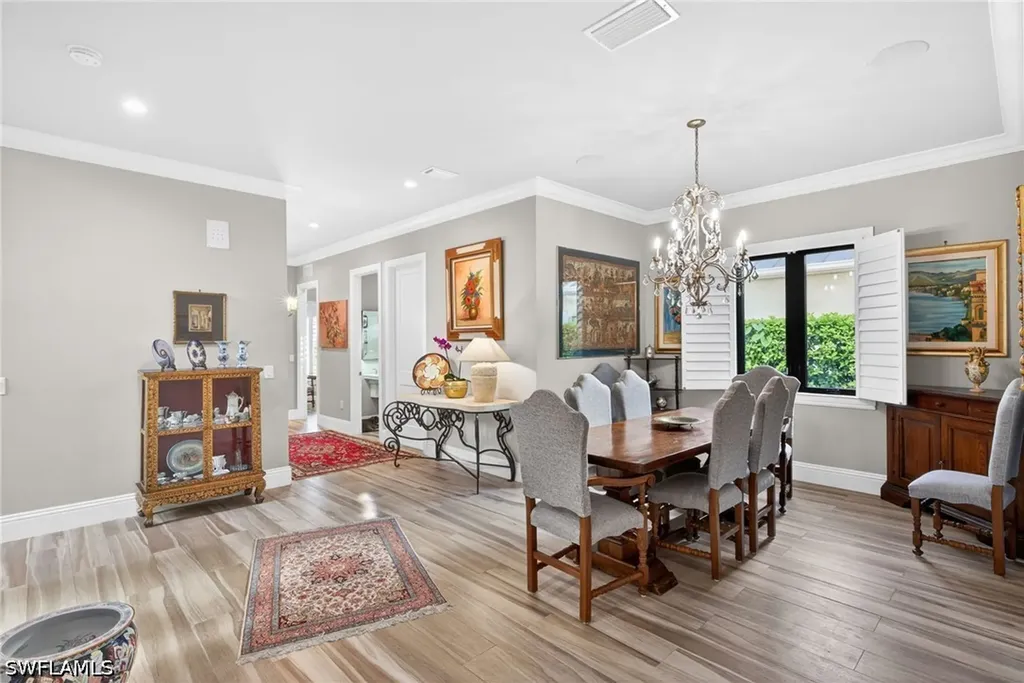 519 97th Avenue N Naples FL 34108