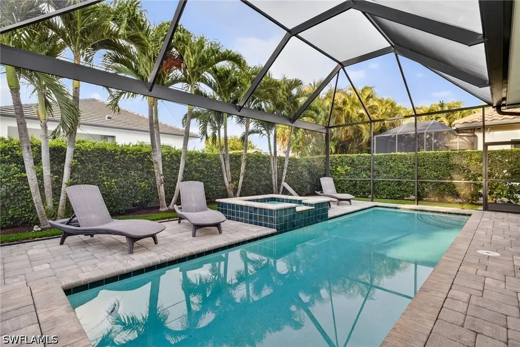 519 97th Avenue N Naples FL 34108