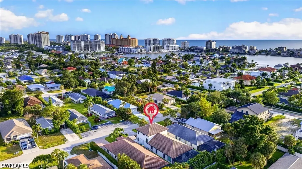 519 97th Avenue N Naples FL 34108
