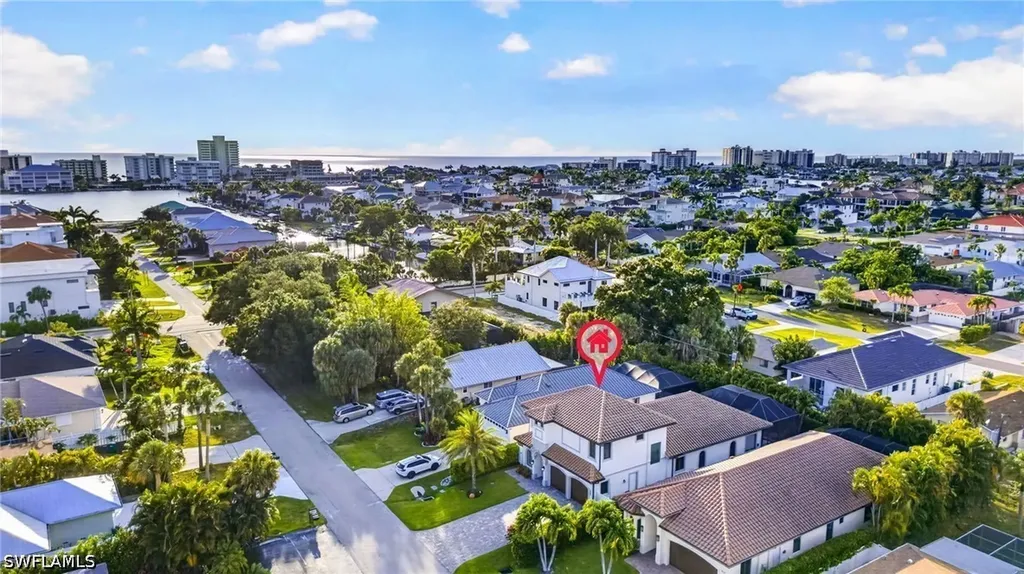 519 97th Avenue N Naples FL 34108
