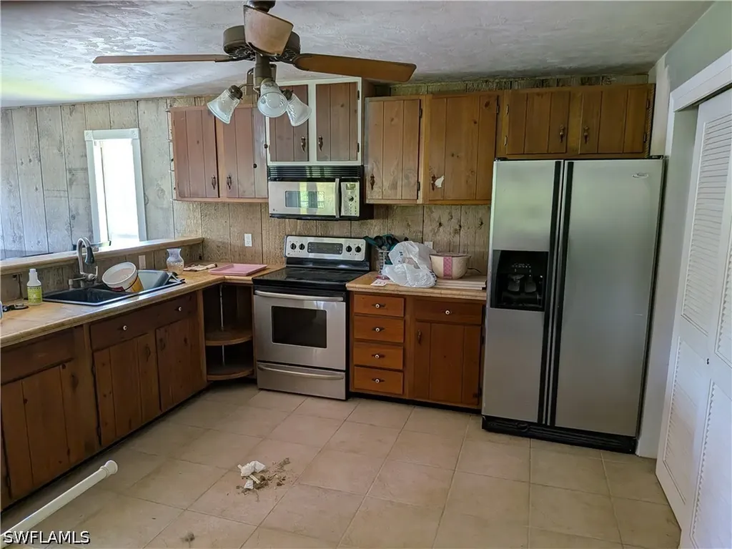 17191 Frank Road Alva FL 33920