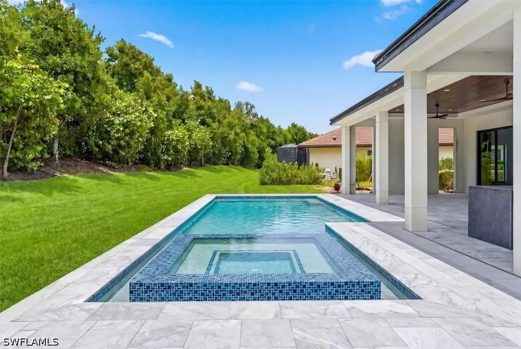 14318 Charthouse Circle Naples FL 34114