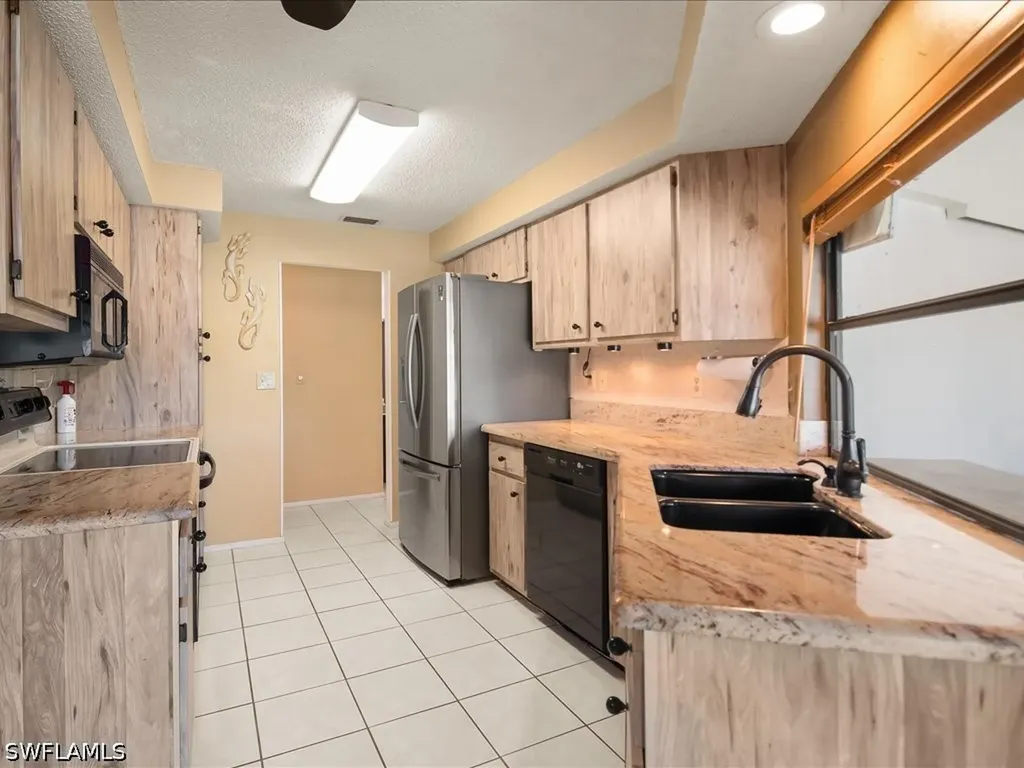 2428 Duchess Court Naples FL 34112