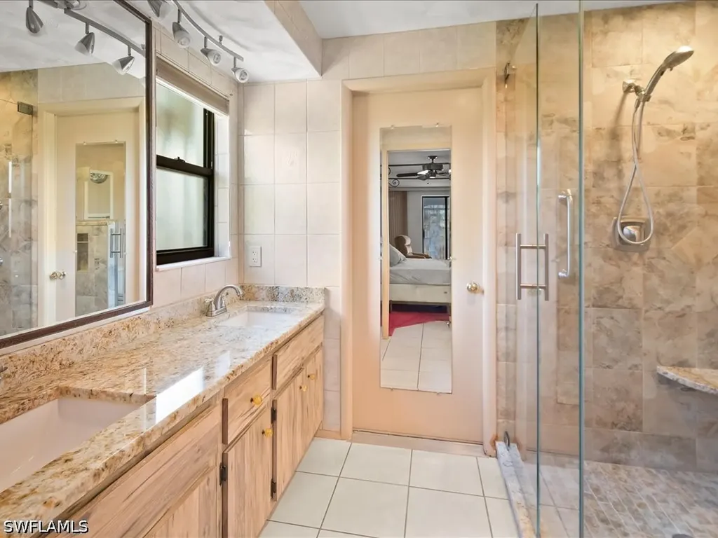 2428 Duchess Court Naples FL 34112