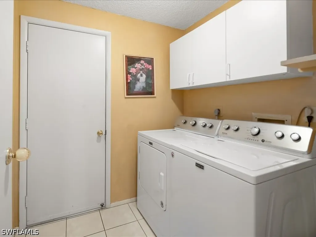 2428 Duchess Court Naples FL 34112