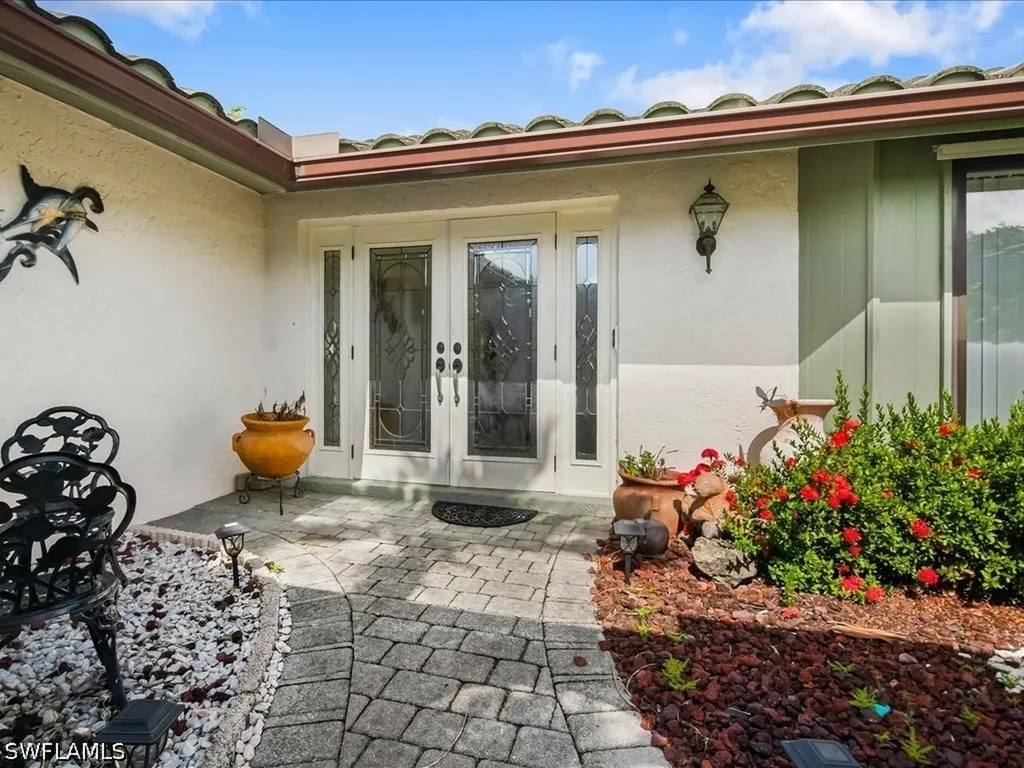 2428 Duchess Court Naples FL 34112
