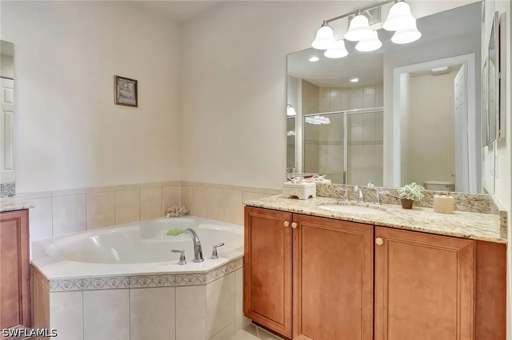6548 Monterey Point Naples FL 34105