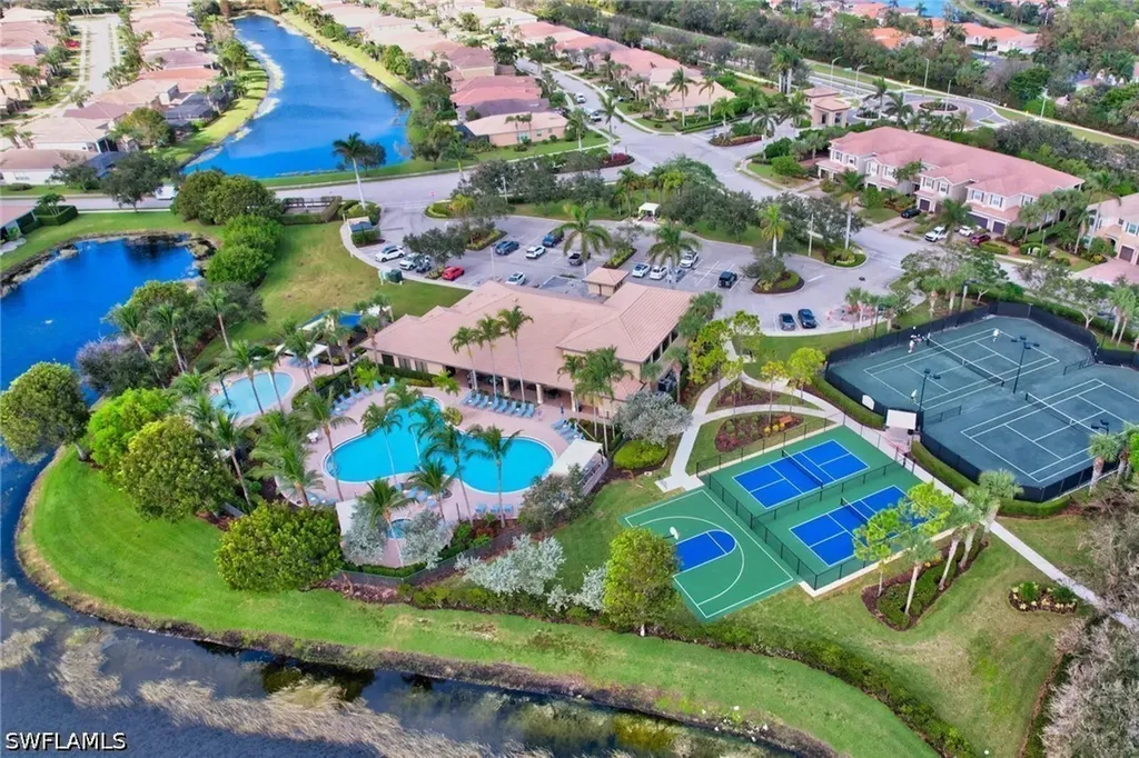 6548 Monterey Point Naples FL 34105