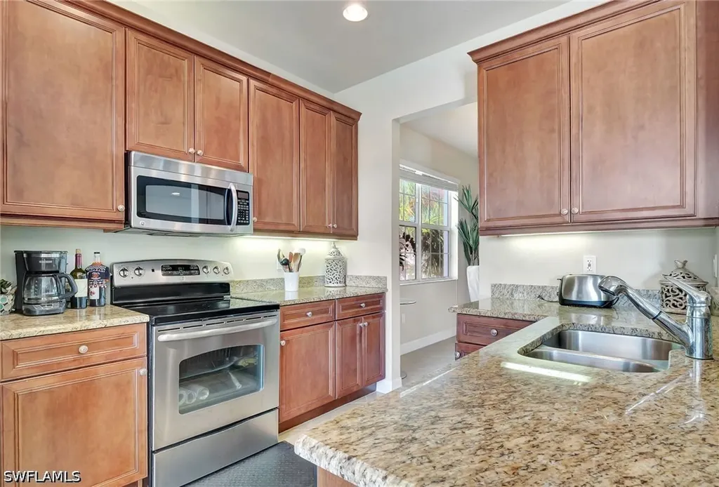 6548 Monterey Point Naples FL 34105