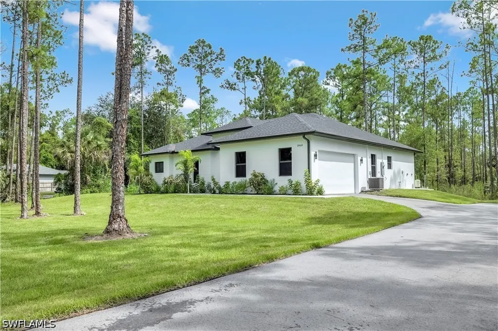 3765 16th Avenue SE Naples FL 34117