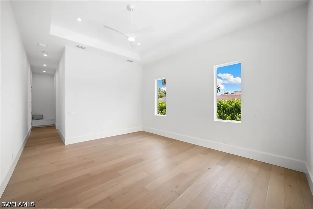 623 Park Shore Drive Naples FL 34103