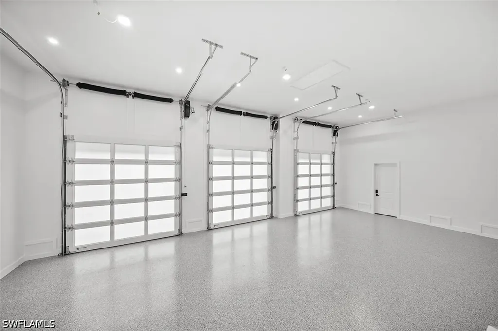 623 Park Shore Drive Naples FL 34103