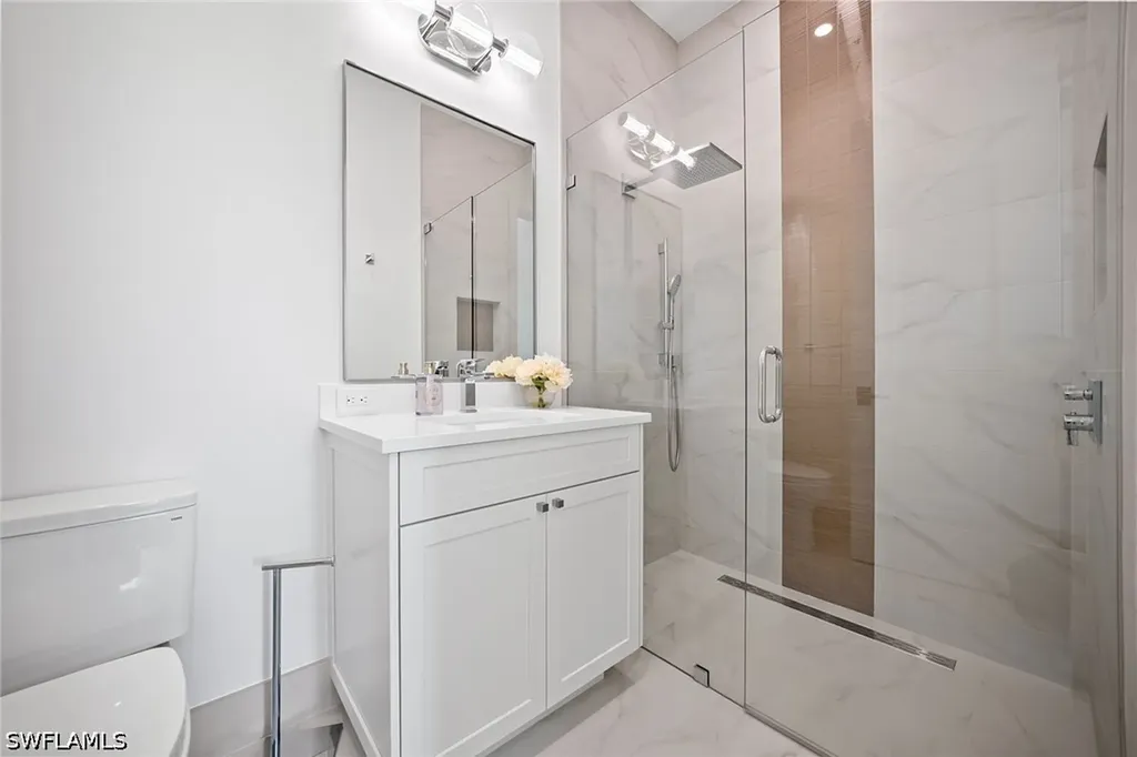 623 Park Shore Drive Naples FL 34103