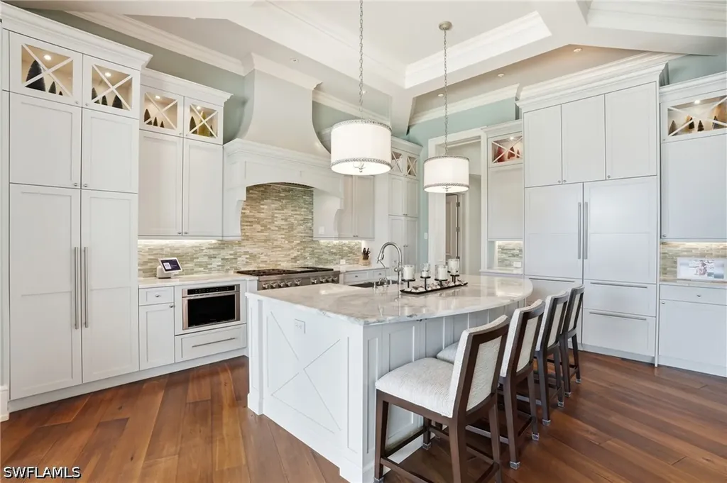 1870 4th Street S Naples FL 34102
