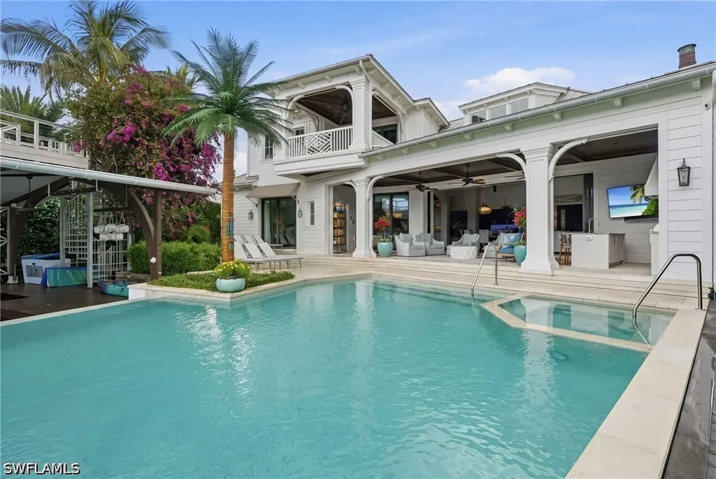 1870 4th Street S Naples FL 34102