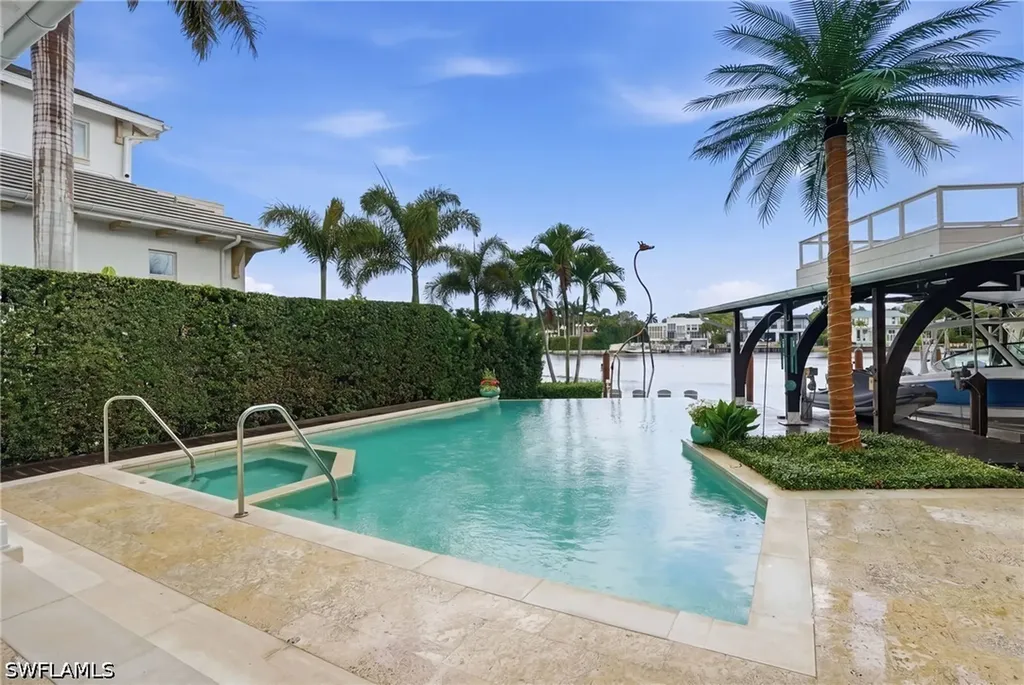 1870 4th Street S Naples FL 34102