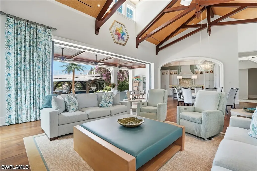 1870 4th Street S Naples FL 34102