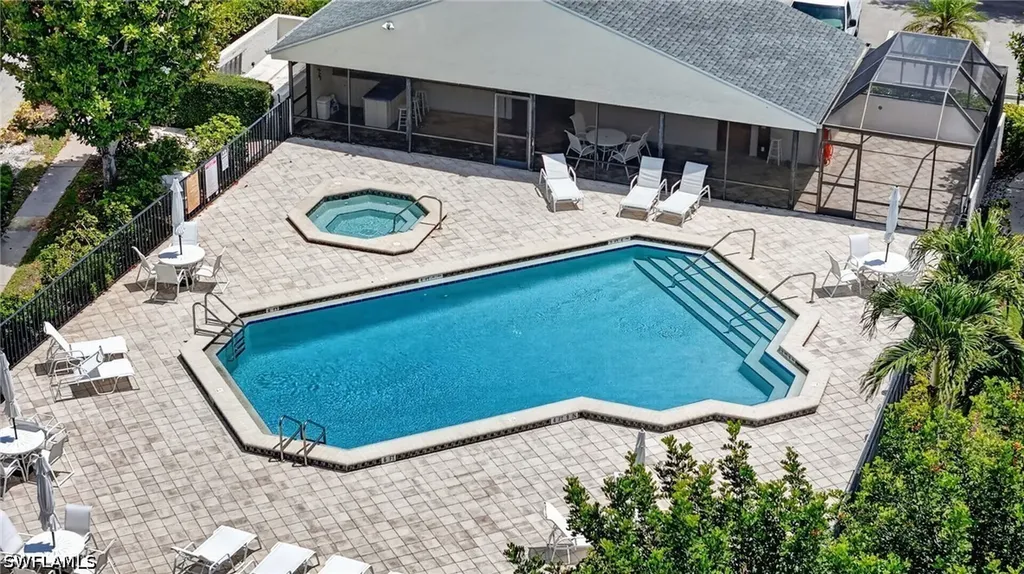 3044 Kings Lake Boulevard Naples FL 34112