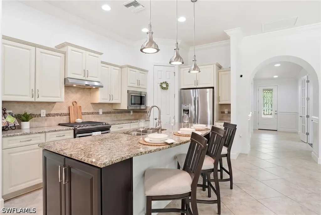 9436 Whooping Crane Way Naples FL 34120