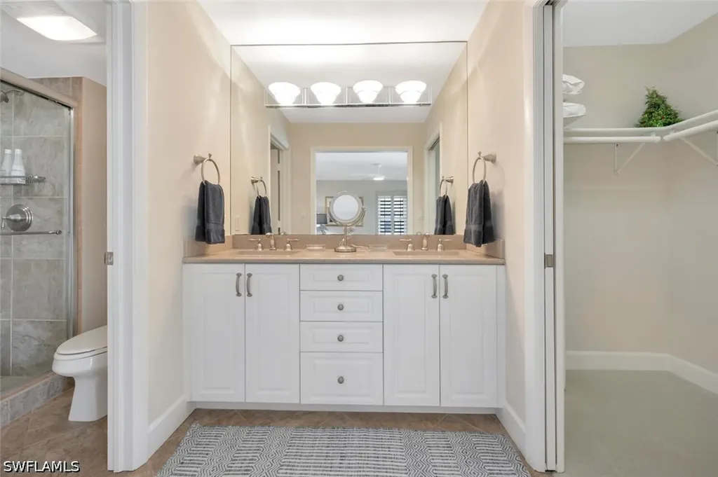 2800 Gulf Shore Boulevard N Naples FL 34103
