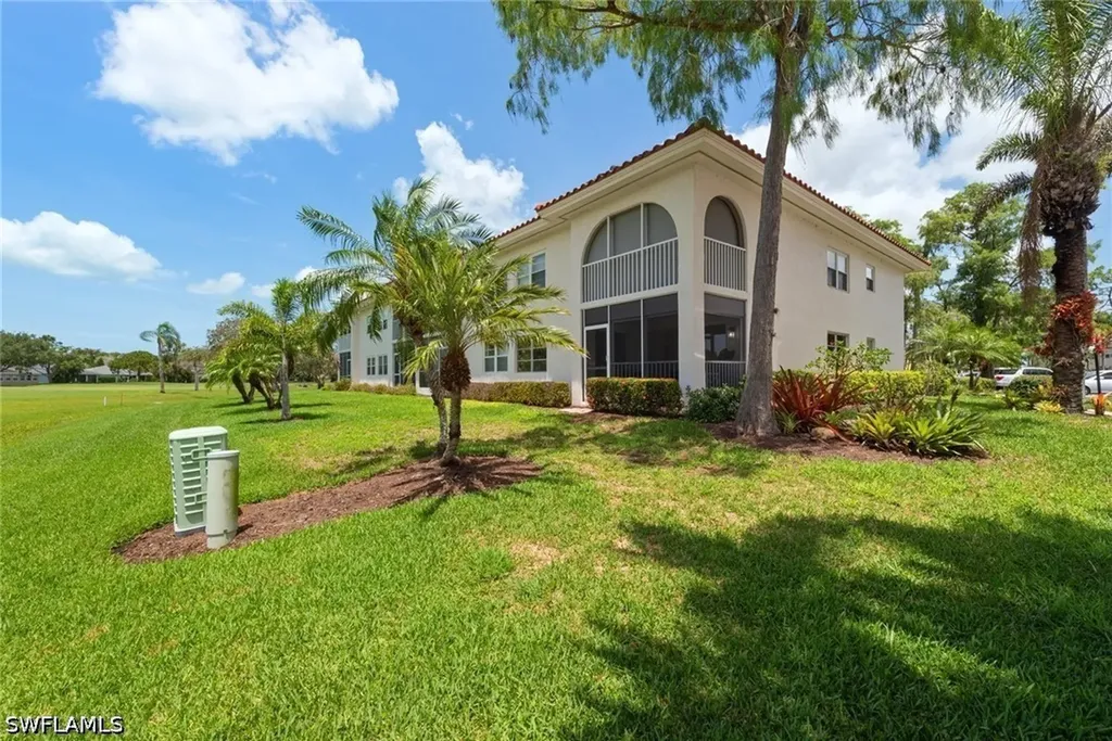 1055 Forest Lakes Drive Naples FL 34105