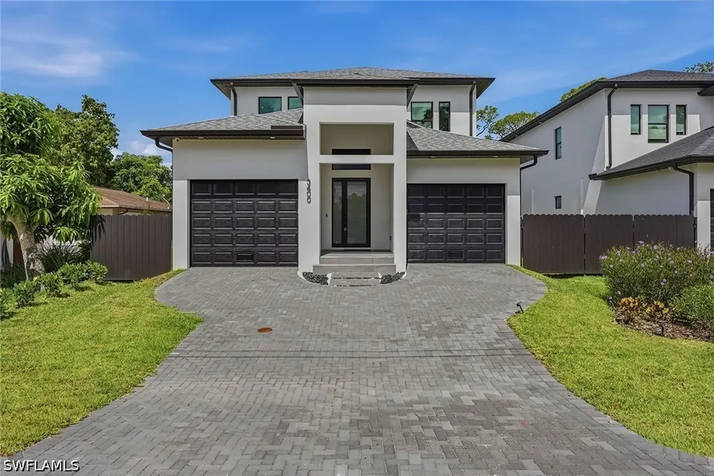 Naples FL, 3400 Canal Street