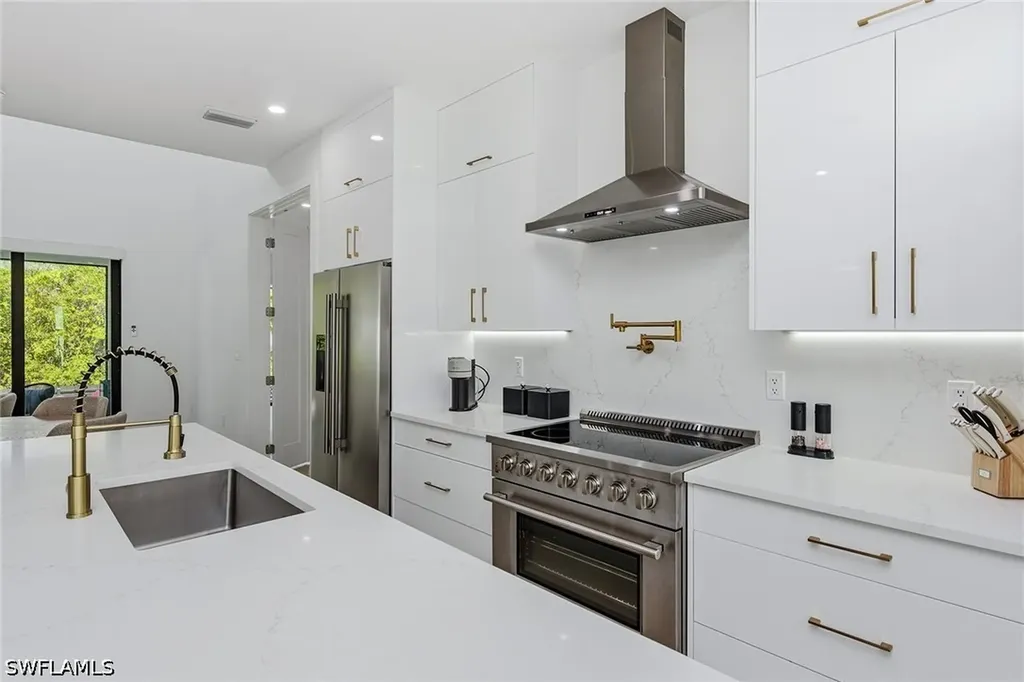 3400 Canal Street Naples FL 34112
