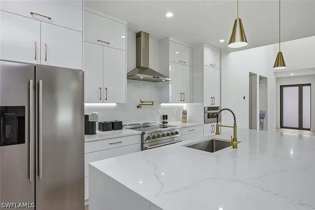 3400 Canal Street Naples FL 34112
