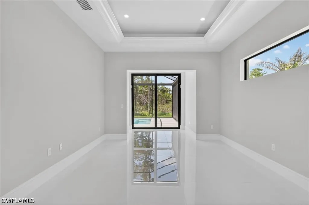 563 15th Street NW Naples FL 34120
