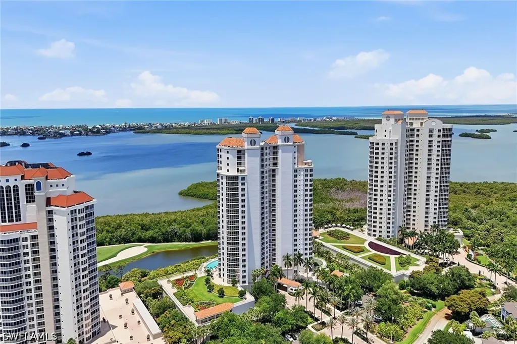 Bonita Springs FL, 4801 Bonita Bay Boulevard, Unit 204
