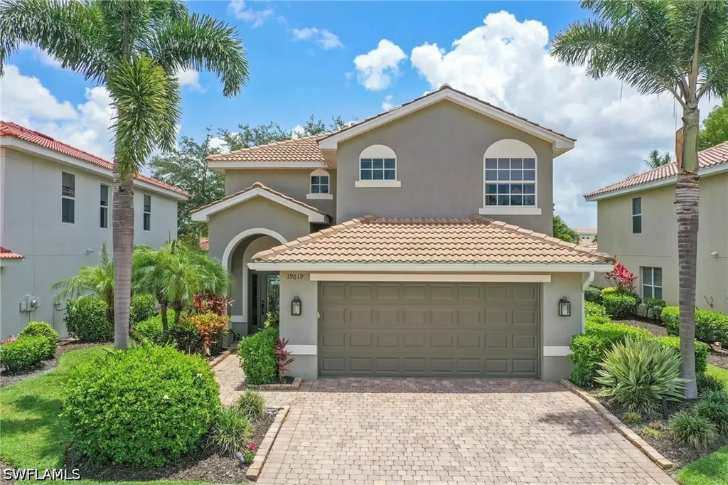 Estero FL, 19619 Tesoro Way